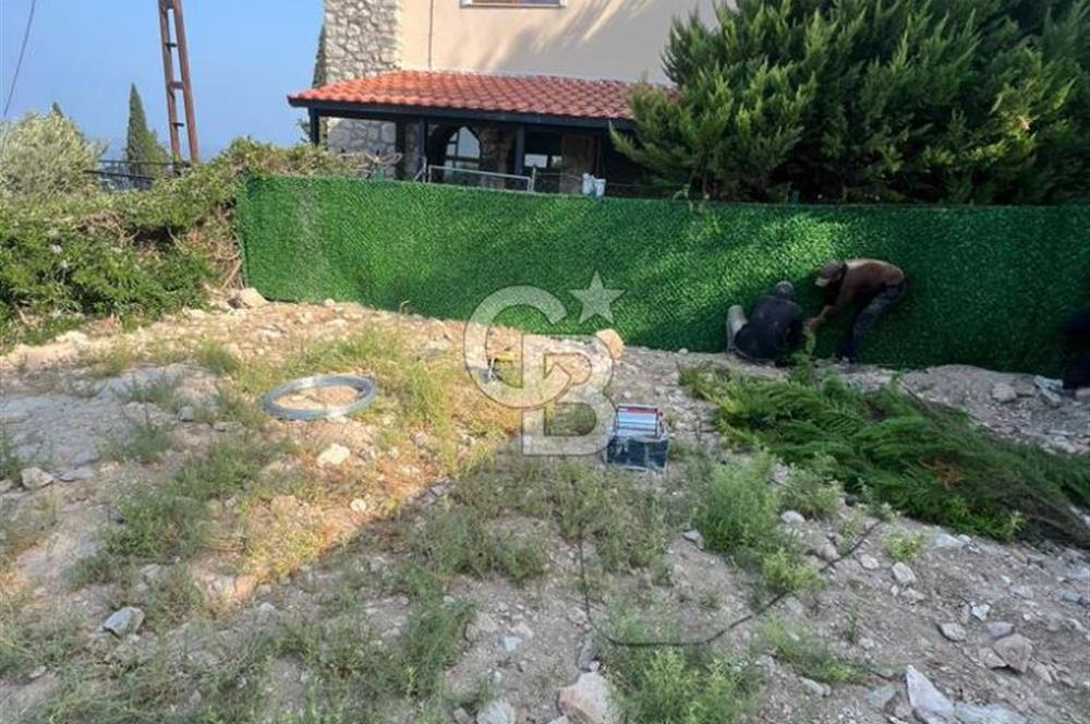 Karaburun Mordoğan Çatalkaya'da Full Deniz Manzaralı Arsa