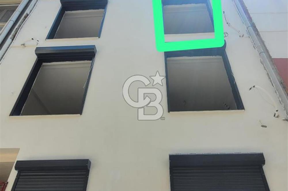 Karşıyaka Donanmacı Mahallesinde Minibüs Durakları Karşıyaka Çarşıya 2dk Mesafede Satılık Sıfır 1+1