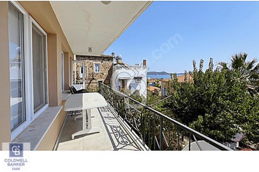 CB FARK'tan Cunda Adasında Deniz Manzaralı 3+1 Kiralık Daire