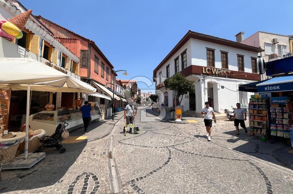Çeşme Çarşı Merkezinde Yatırıma Ve Bütçeye Uygun Fırsat Dükkan
