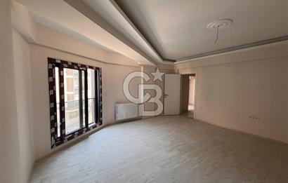 ULUKENT KASAPLAR SOKAĞI BÖLGESİNDE SATILIK 2+1 GENİŞ DAİRE