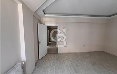 ULUKENT KASAPLAR SOKAĞI BÖLGESİNDE SATILIK 2+1 GENİŞ DAİRE