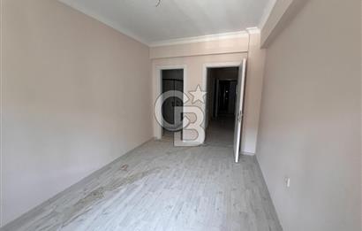 ULUKENT KASAPLAR SOKAĞI BÖLGESİNDE SATILIK 2+1 GENİŞ DAİRE