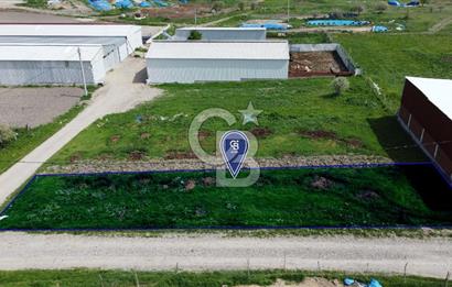 CB KiNG'DEN KEPSUT MAHMUDİYEDE 700 M² SATILIK KÖŞE PARSEL ARSA
