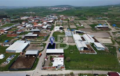 CB KiNG'DEN KEPSUT MAHMUDİYEDE 700 M² SATILIK KÖŞE PARSEL ARSA