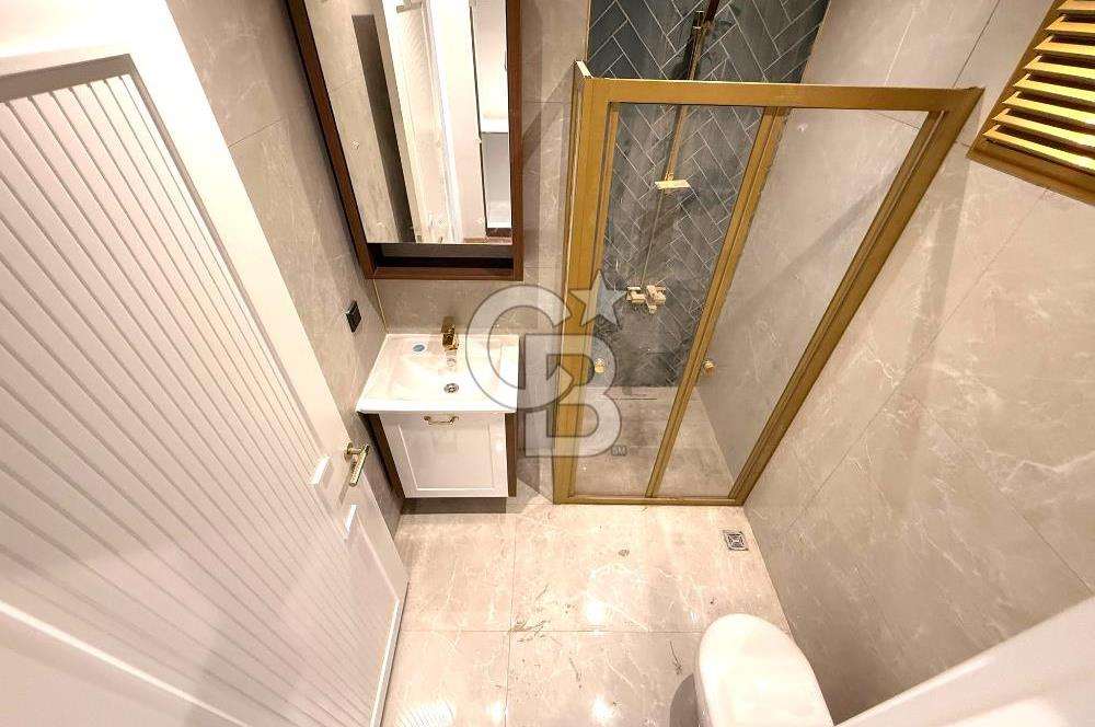 EDREMİT CENNETAYAĞI'NDA HAVUZ MANZARALI 4+1 ULTRA LÜKS DAİRE