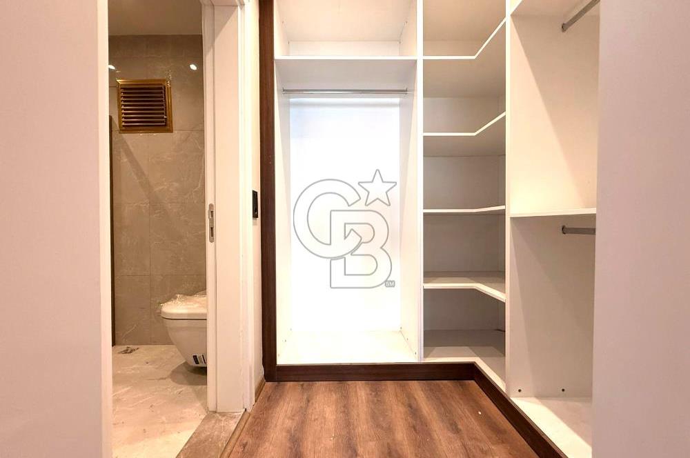 EDREMİT CENNETAYAĞI'NDA HAVUZ MANZARALI 4+1 ULTRA LÜKS DAİRE