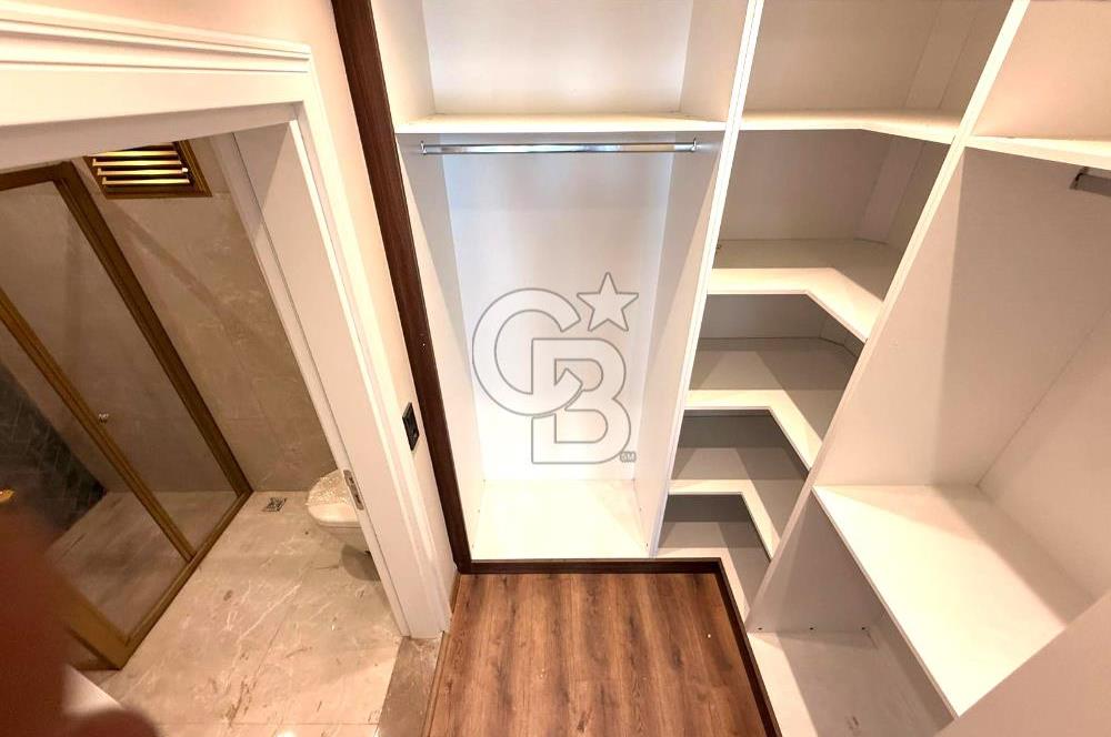 EDREMİT CENNETAYAĞI'NDA HAVUZ MANZARALI 4+1 ULTRA LÜKS DAİRE