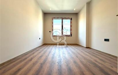 EDREMİT CENNETAYAĞI'NDA HAVUZ MANZARALI 4+1 ULTRA LÜKS DAİRE