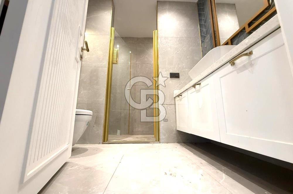 EDREMİT CENNETAYAĞI'NDA HAVUZ MANZARALI 4+1 ULTRA LÜKS DAİRE