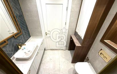 EDREMİT CENNETAYAĞI'NDA HAVUZ MANZARALI 4+1 ULTRA LÜKS DAİRE