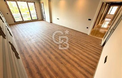 EDREMİT CENNETAYAĞI'NDA HAVUZ MANZARALI 4+1 ULTRA LÜKS DAİRE