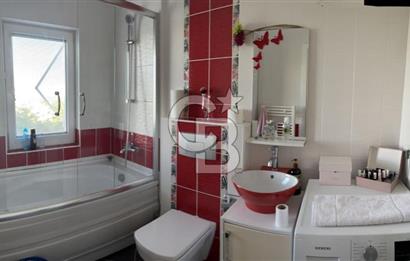 Lake Side Sitesinde Emsalsiz 4+1 Satılık Villa