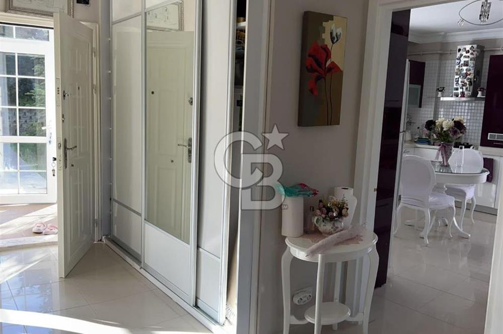 Lake Side Sitesinde Emsalsiz 4+1 Satılık Villa