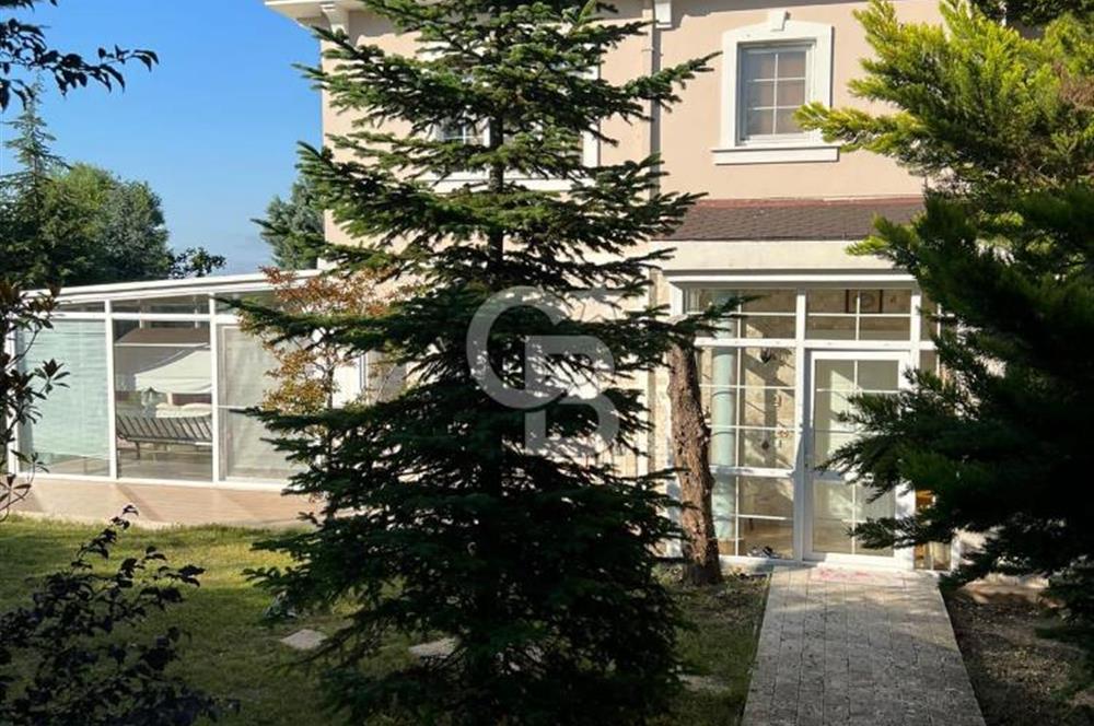 Lake Side Sitesinde Emsalsiz 4+1 Satılık Villa