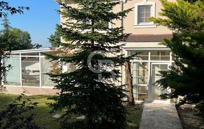 Lake Side Sitesinde Emsalsiz 4+1 Satılık Villa