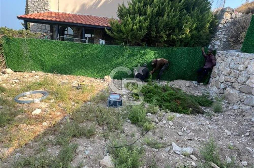 Karaburun Mordoğan Çatalkaya'da Full Deniz Manzaralı Arsa