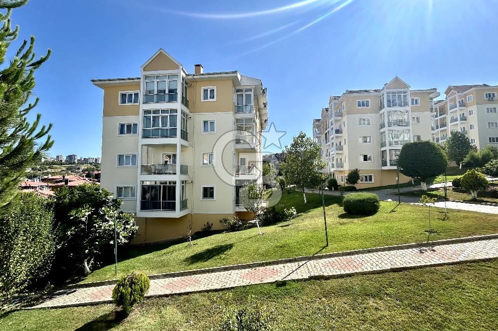 Bahçeşehir 2. Kısım Satılık 3+1 Daire Yeşillikler İçinde 185 m2