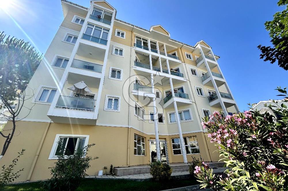Bahçeşehir 2. Kısım Satılık 3+1 Daire Yeşillikler İçinde 185 m2