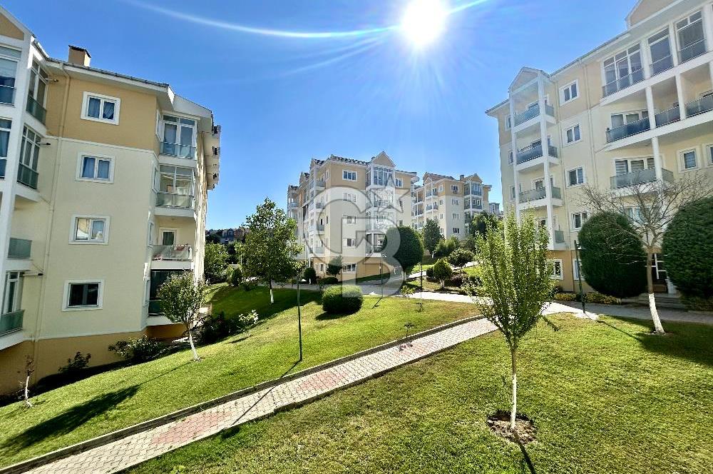 Bahçeşehir 2. Kısım Satılık 3+1 Daire Yeşillikler İçinde 185 m2