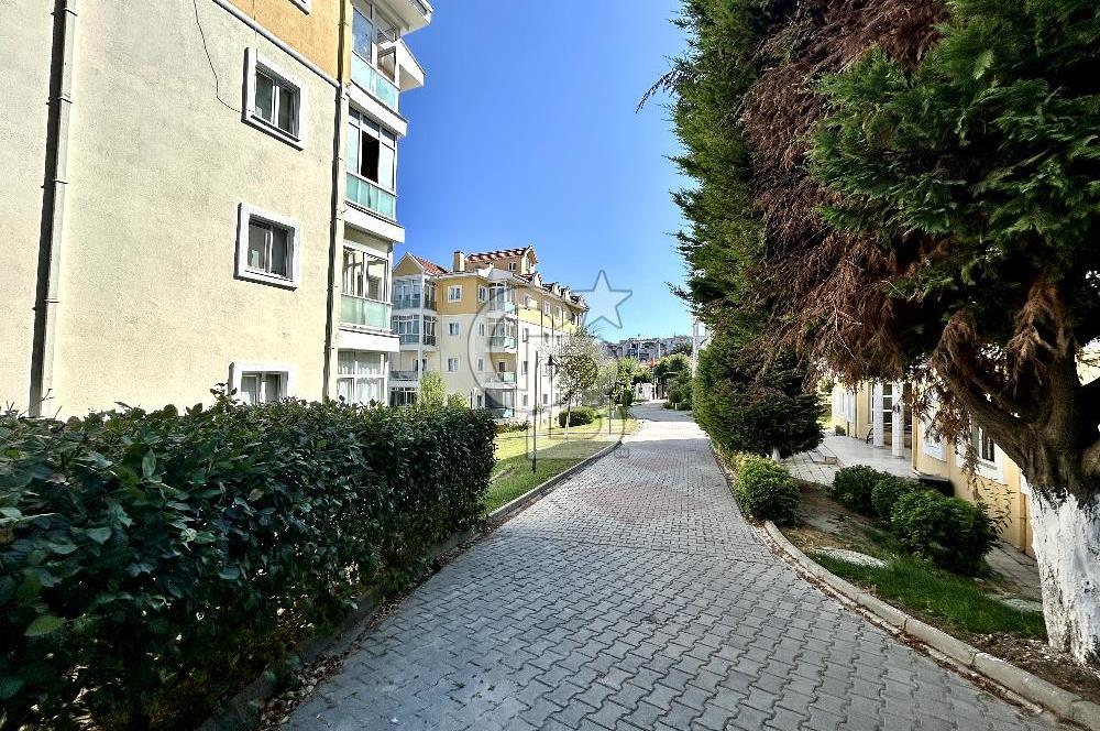 Bahçeşehir 2. Kısım Satılık 3+1 Daire Yeşillikler İçinde 185 m2