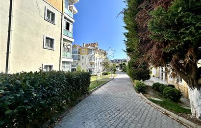 Bahçeşehir 2. Kısım Satılık 3+1 Daire Yeşillikler İçinde 185 m2