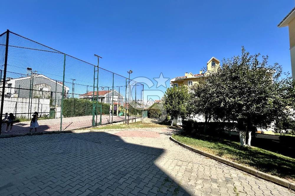 Bahçeşehir 2. Kısım Satılık 3+1 Daire Yeşillikler İçinde 185 m2