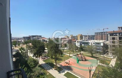 MENEMEN UĞURMUMCU'DA HASTAHANE YAKINI 3+1 EŞYALI PARK MANZARALI