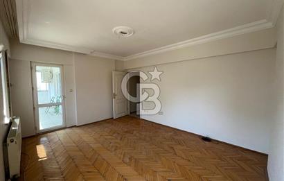 Kartal Esentepe Ünlüer sitesinde ara kat  kiralık daire