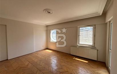 Kartal Esentepe Ünlüer sitesinde ara kat  kiralık daire