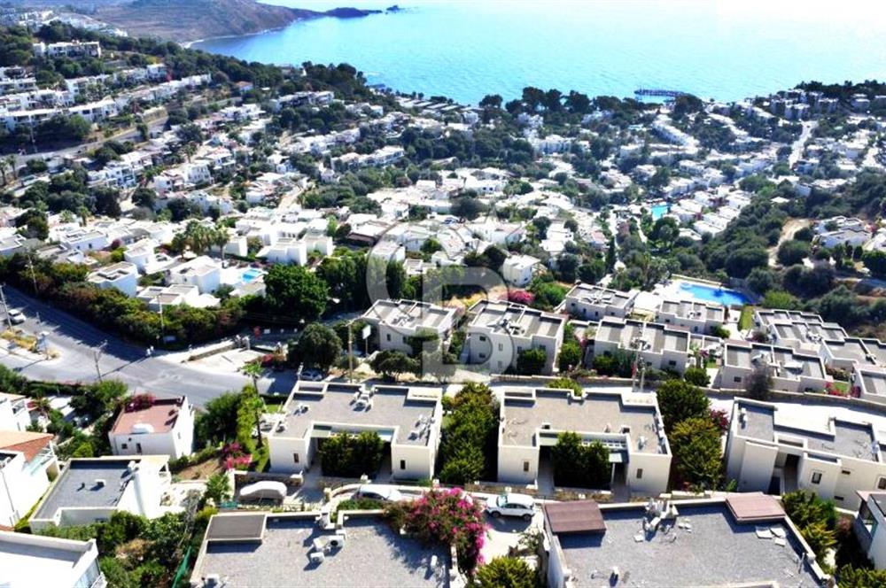 Gümüşlük Koyunbaba’da Deniz Manzaralı Bahçe Katı; Satılık Daire
