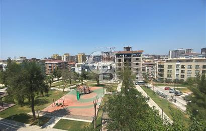 MENEMEN UĞURMUMCU'DA HASTAHANE YAKINI 3+1 EŞYALI PARK MANZARALI