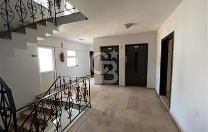 Kartal Esentepe Ünlüer sitesinde ara kat  kiralık daire