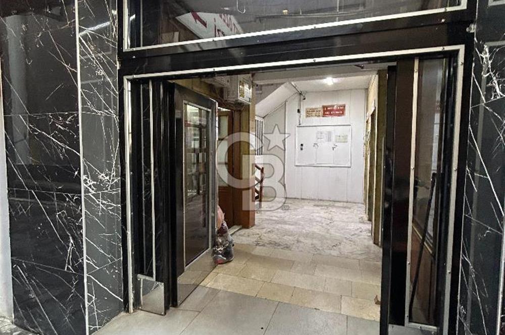 Adana nın Kalbi Küçüksaat de Ahmet özel Türkay İş Mrk.Satılık Ofis Büro