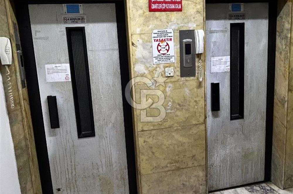 Adana nın Kalbi Küçüksaat de Ahmet özel Türkay İş Mrk.Satılık Ofis Büro