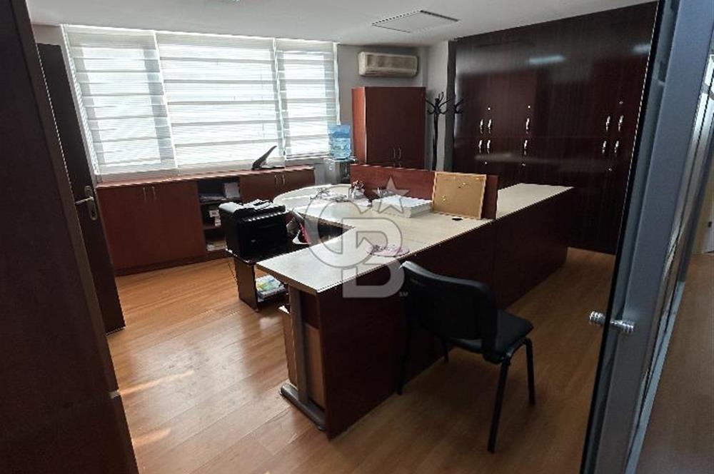 Adana nın Kalbi Küçüksaat de Ahmet özel Türkay İş Mrk.Satılık Ofis Büro