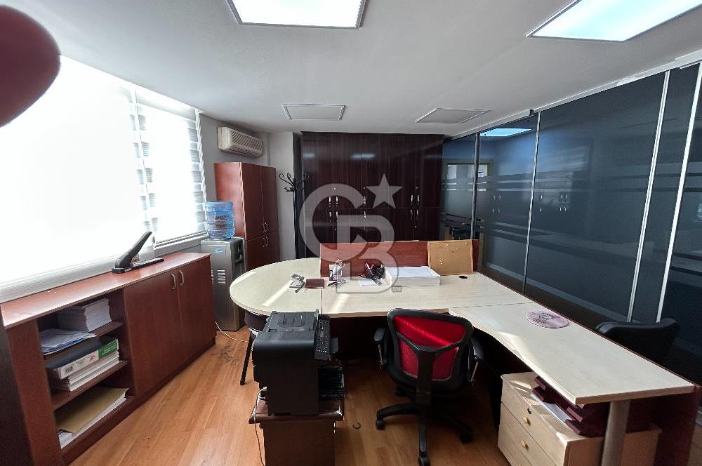 Adana nın Kalbi Küçüksaat de Ahmet özel Türkay İş Mrk.Satılık Ofis Büro