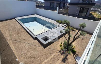 KREDİYE UYGUN YENİ FOÇA'DA ELİT YAŞAM FIRSATI 1+1 SATILIK DAİRE