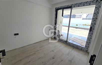 KREDİYE UYGUN YENİ FOÇA'DA ELİT YAŞAM FIRSATI 1+1 SATILIK DAİRE