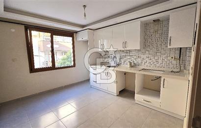 CUMHURİYET İLKOKULU KARŞISI MERKEZİ KONUMDA KİRALIK 2+1 DAİRE