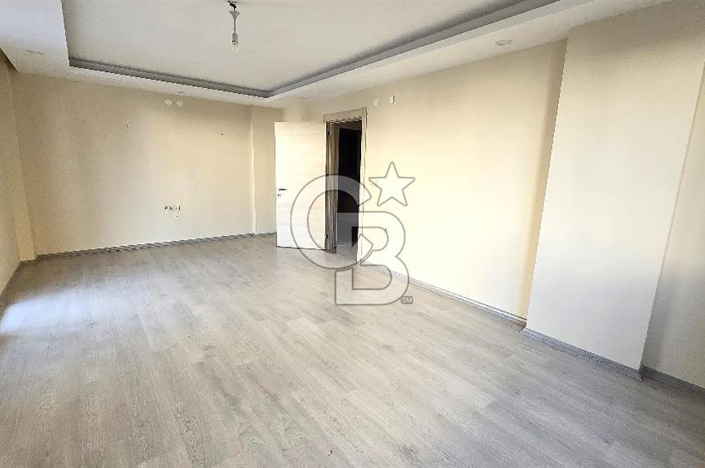 CUMHURİYET İLKOKULU KARŞISI MERKEZİ KONUMDA KİRALIK 2+1 DAİRE