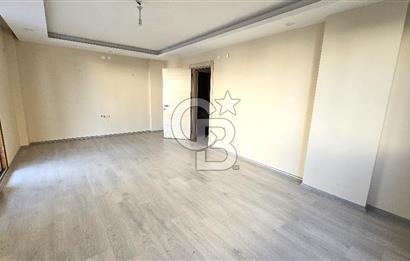 CUMHURİYET İLKOKULU KARŞISI MERKEZİ KONUMDA KİRALIK 2+1 DAİRE