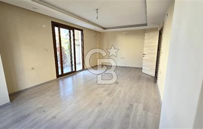 CUMHURİYET İLKOKULU KARŞISI MERKEZİ KONUMDA KİRALIK 2+1 DAİRE