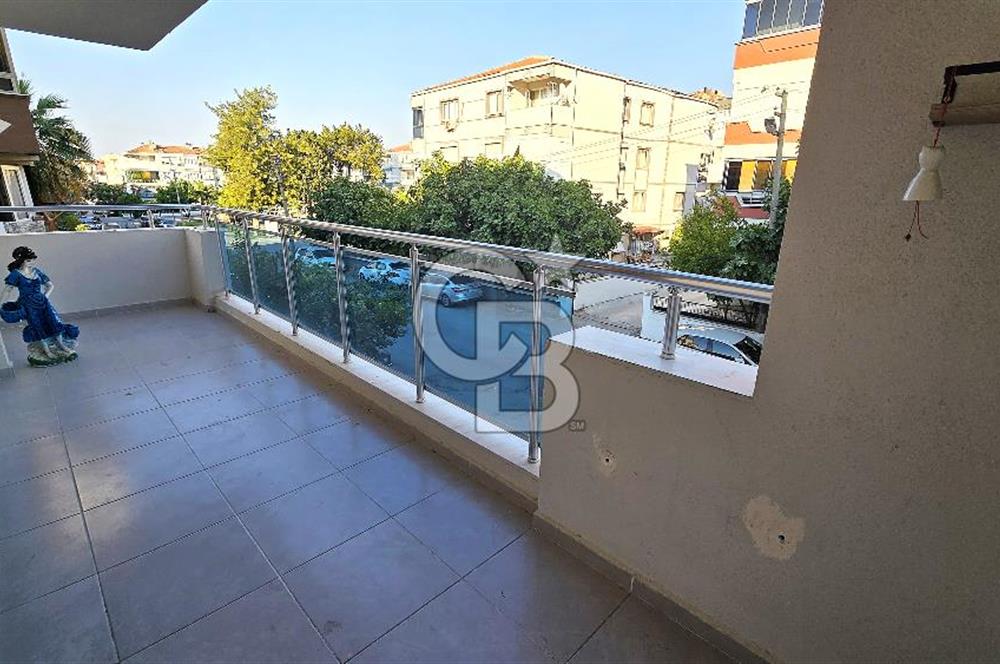 CUMHURİYET İLKOKULU KARŞISI MERKEZİ KONUMDA KİRALIK 2+1 DAİRE