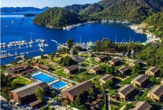CB MARİNA DAN MARMARİS DE DENİZE SIFIR 15 DÖNÜM ÖZEL İMARLI ARSA