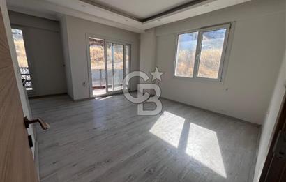FOÇA KAZIMDİRİK'TE MANZARALI 2+1 DAİRE