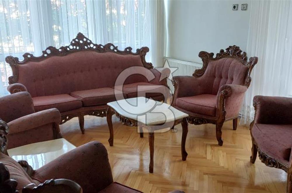 Küçükesat'ta Full Eşyalı Cadde Üzeri 2+1 Kiralık Daire 