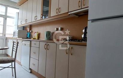 Küçükesat'ta Full Eşyalı Cadde Üzeri 2+1 Kiralık Daire 