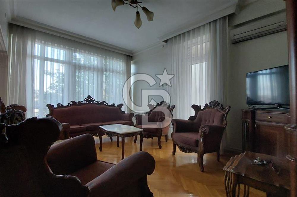 Küçükesat'ta Full Eşyalı Cadde Üzeri 2+1 Kiralık Daire 