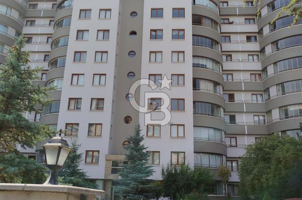 YAŞAMKENT BASIN KLÜP2 SİTESİNDE TERASLI MANZARALI 5+1 SAILIK DAİRE